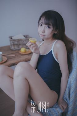 大乳护士喂奶三级hd